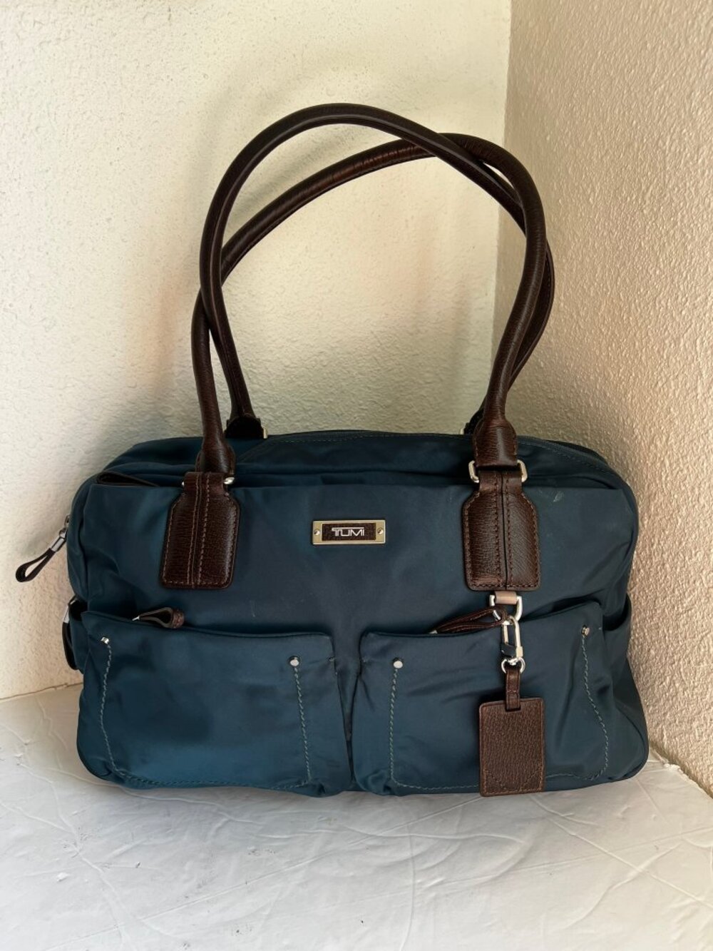 TUMI VOYAGEUR GENEVA NYLON CARRYALL TRAVEL LUGGAE BAG
